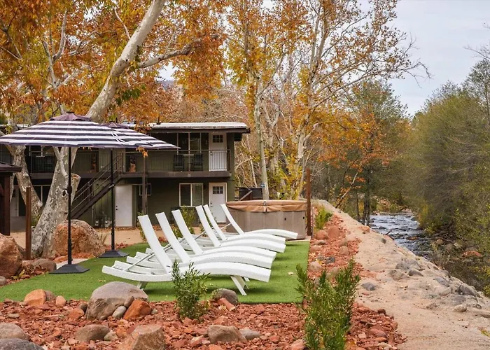 15 Creekside Retreat